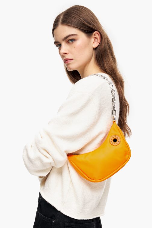 Bimba Y Lola Mondtasche aus Nylon Safran Zubehör T04ZZ104